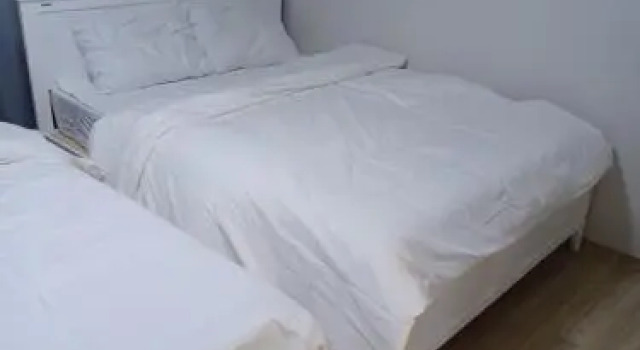 J&J Guesthouse, Забронировать Отель Отели Чонджу 3 звезды, рядом с Конфуцианская школа хянгё в Чонджу, 3*