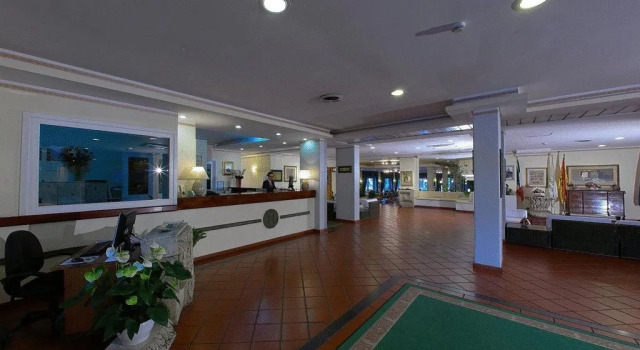 Orizzonte Acireale Hotel, Забронировать Отель Ачиреале Этна