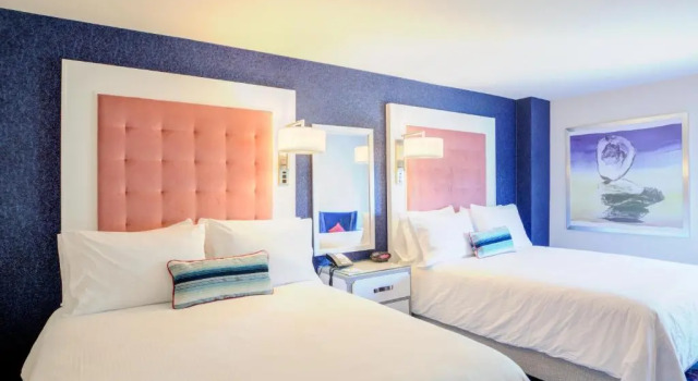 Четырёхместный номер Standard Hotel Indigo Mount Pleasant by IHG