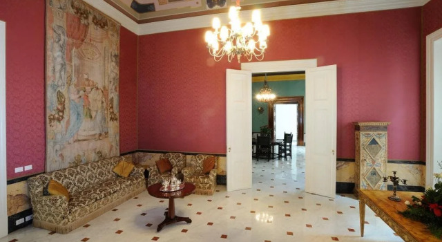 Palazzo Montevago, Забронировать Отель Отели Палермо с парковкой, рядом с Кафедральный собор, Парковка