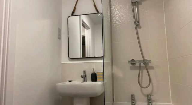 Коттедж Central 4-bed House - Parking, Patio, Garden, Wifi