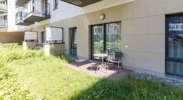 Апартаменты c 1 комнатой с видом на сад Apartinfo Chmielna Park Apartments