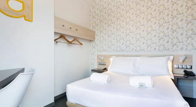 Двухместный номер Hotel Acta Laumon