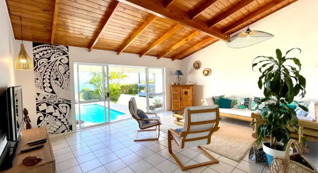 Villa Tiare - Tahiti - breathtaking view pool & garden - up to 7 pers, Забронировать Вилла Виллы Таити, Вилла