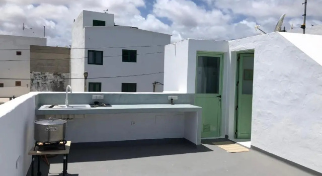 Апартаменты CASA ANCLADA en LA SANTA- 4 Apartamentos frente al mar- 1ª linea solarium