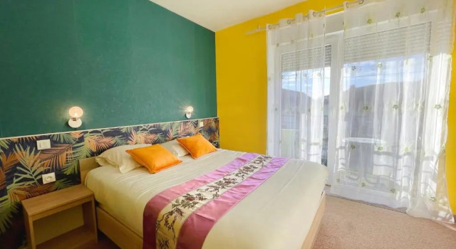 Двухместный номер Standard с балконом Hotel Le Ronchamp