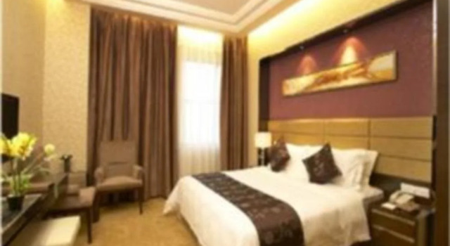 ShenZhen Romanjoy International Hotel, Rezerwuj Hotel Hotele w Shenzhen z parkingiem, Parking