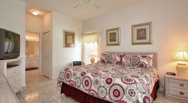 Esprit-3 Bedrooms House w/pool-4100ES 3 Home by RedAwning