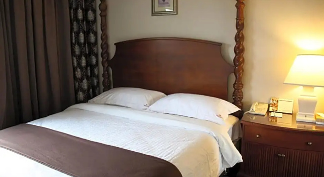 Run of House Garden Suite Hotel and Resort