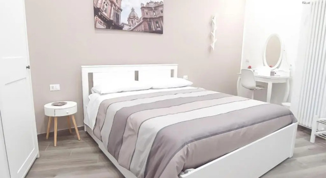 Garibaldi Rooms 29 - Piazza Marina a Palermo - In pieno Centro, Забронировать Отель Отели Палермо с парковкой, рядом с San Francesco D'Assisi Basilica - Palermo, Парковка