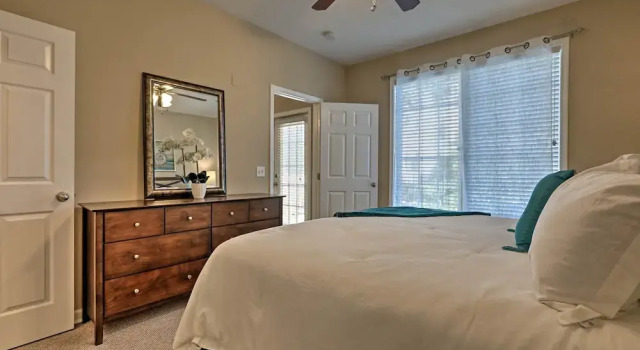 Walk to Beach: Lavish Resort Escape in Galveston!
