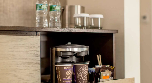 Полулюкс DoubleTree by Hilton Hotel & Suites Jersey City