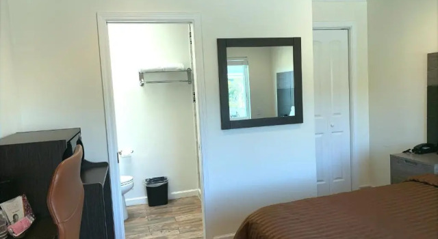 San Francisco Inn, Забронировать Мини-отель Мотели Сан-Франциско, рядом с Новый консерваторно-театральный центр, Мотель