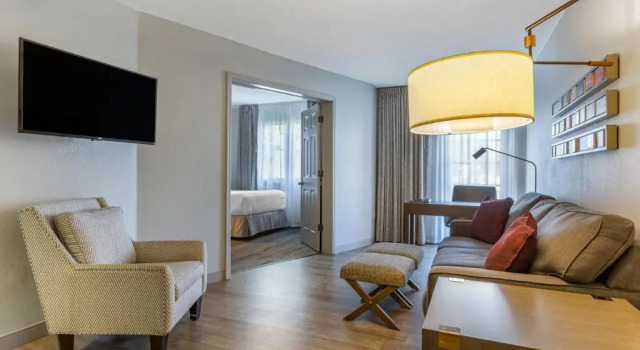Люкс Windmill Suites Surprise - Phoenix, an Ascend Collection Hotel