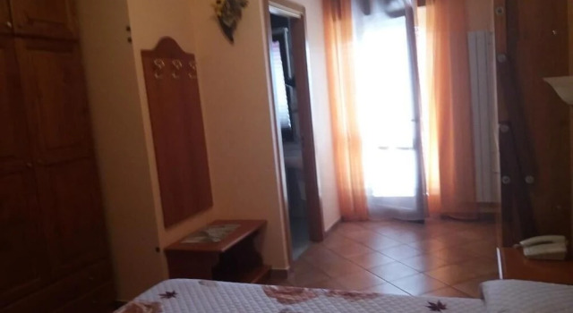 Hotel LA LOGGIA, Book Hotel Hotels in Abruzzo with Parking, Parking
