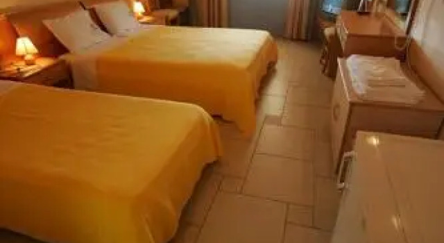 Apollo Hotel