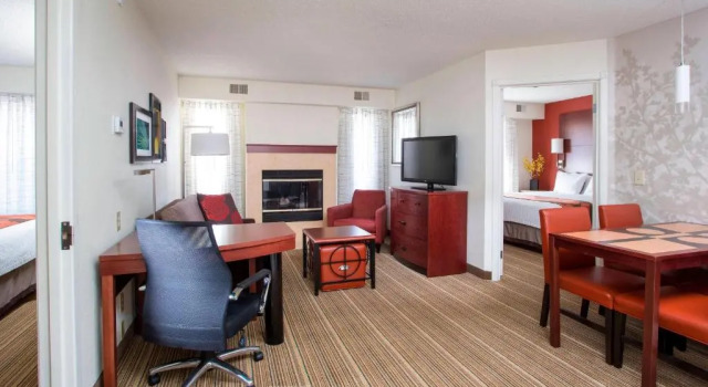 Люкс с 2 комнатами Residence Inn Rockford