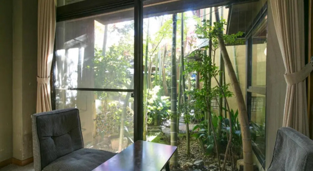 Camera Japanese-Style with Futons Gion Yoshiima