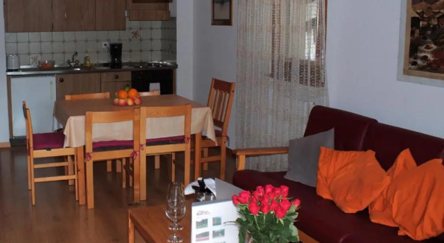 Appartements Monte Rosa, Varaa Huoneisto Taesch Zermatt