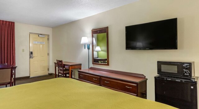 Rodeway Inn