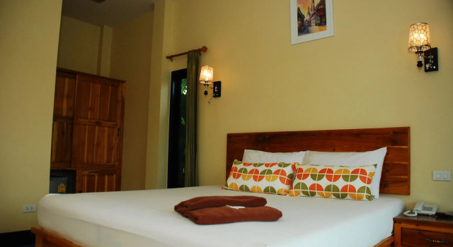 Tontan Resort Cha-Am, Забронировать Курортный отель Курортные отели Пхетчабури, Курортный отель