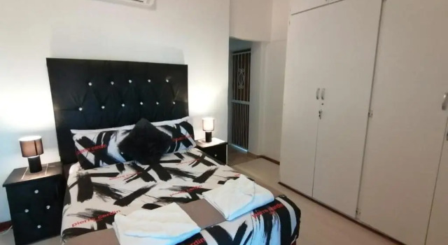 Palm View Guest House (Adults Only), Boek Pension Hotels in Gauteng met parkeren, Parkeren