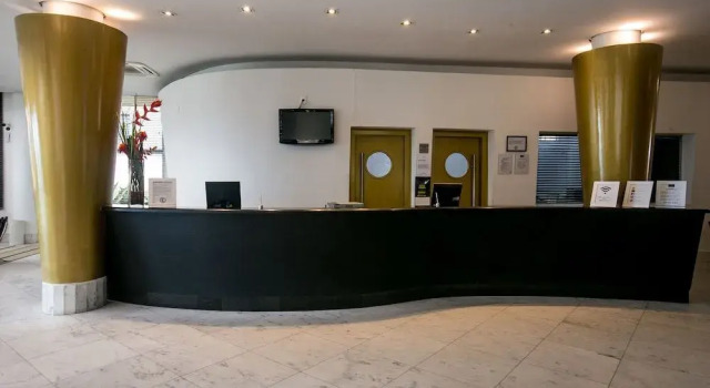 Favorita Golden Hotel e Eventos, Забронировать Отель Сан-Жозе Санта-Катарина