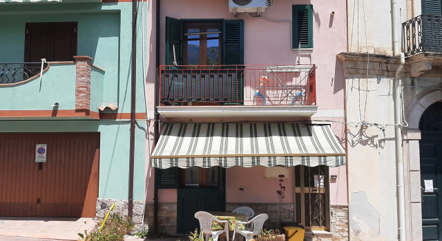 Casa di Paolo a Letojanni, Book Hotel Hotels in Sicily with Parking, Parking