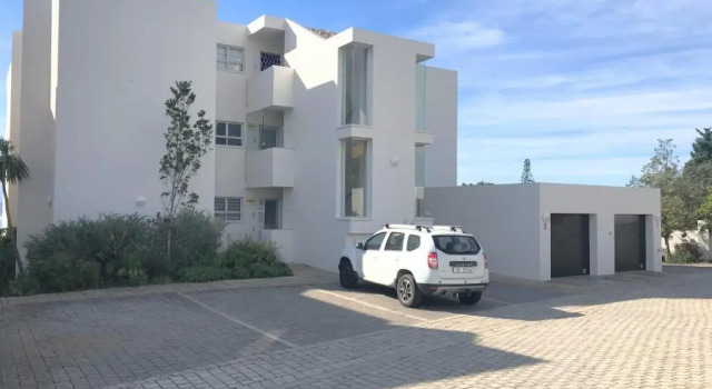 Апартаменты The Bella - 6 Sleeper - Sea Views Pool & Patio