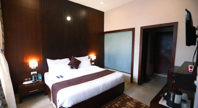 The Allure Villa Resort