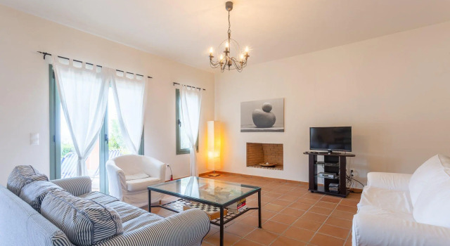 Villa Vali Large Private Pool Walk to Beach Sea Views A C Wifi Car Not Required - 1019