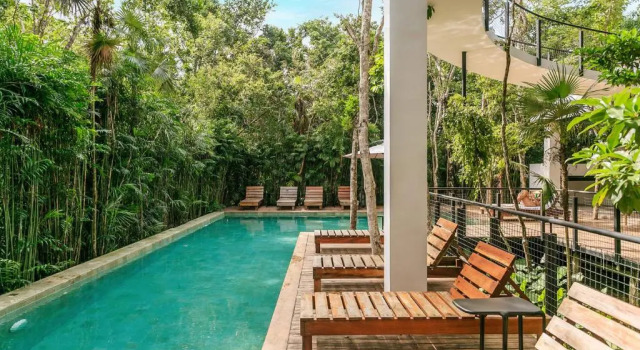 Коттедж 3 Story Home with Private Roof Pool and Tropical Views