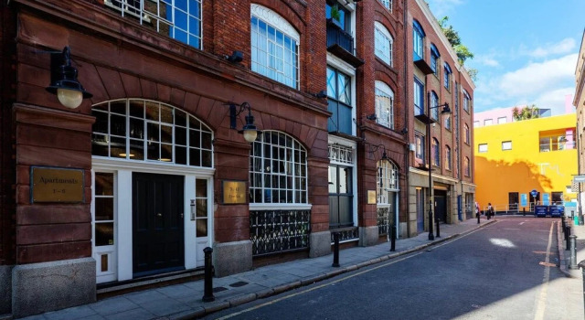 Warehouse Loft in London Bridge, Забронировать Отель Отели Лондона 3 звезды, рядом с St Olaf House, 3*