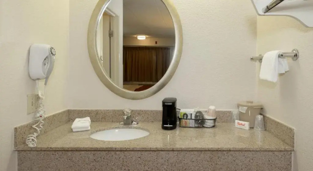 Двухместный номер Superior Red Roof Inn Milford - New Haven
