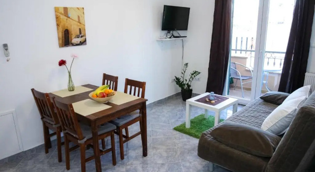 Апартаменты c 1 комнатой с балконом Apartments Lara & Luka