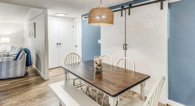 Walk to Beach! Dog-friendly Home in Murrells Inlet, Забронировать Дом для отпуска Пляж Гарден-Сити Южная Каролина