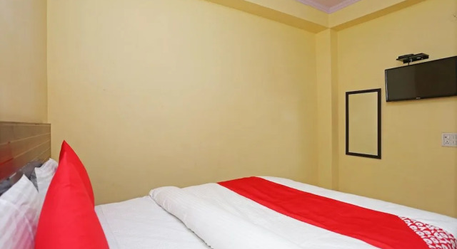 OYO 37262 Akash Guest House, Забронировать Гостевой дом Отели Нью-Дели с завтраком, Завтраки