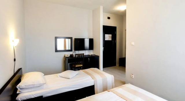 Номер Standard Astoria Hotel & Restaurant