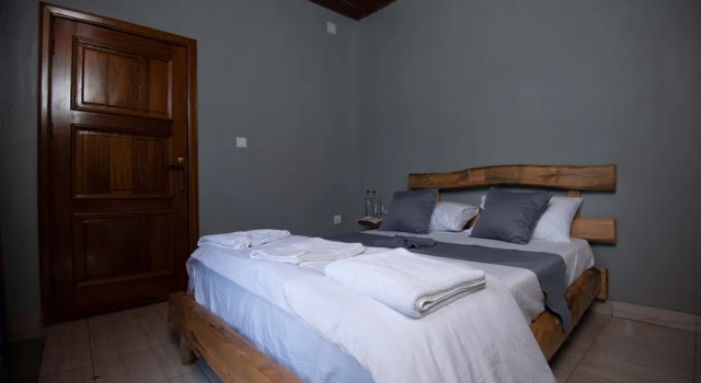 Standard Zimmer Ikoro House
