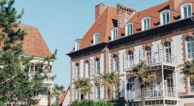 Picturesque Deauville Apartment for 6, Забронировать Апартаменты/квартира Довиль Кот Флёри, рядом с Пристань Довиля