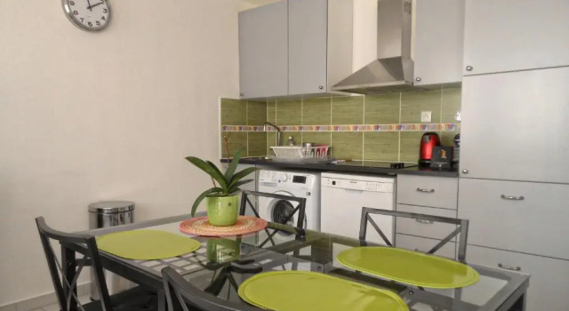 Апартаменты Appartements RESIDILAVERDE Hypercentre