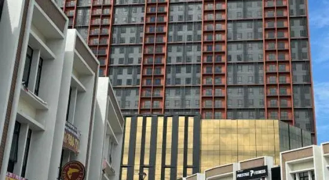 Piccadilly Residence Ipoh - Private Car Park - High Floor with Balcony - 3 Min to Famous Eatries, Забронировать Отель Ипох штат Перак