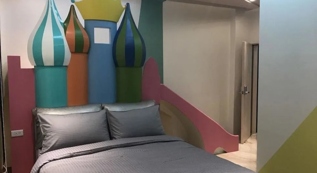 Li Chu Art Paternity B&B