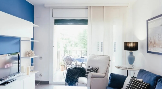Apartament Marina, Varaa Huoneisto Hotellit Tarragonès uima-altaalla, Uima-allas