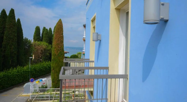 Трёхместный номер Standard с балконом Hi Hotels Sirmione - Lakeview Pool