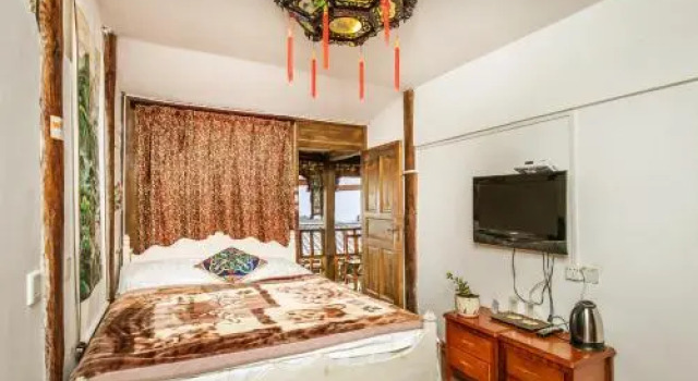 Menghui Tangchao 798 Hostel, Забронировать Хостел Хостелы Лицзян, рядом с Loyalty Arch, Хостел
