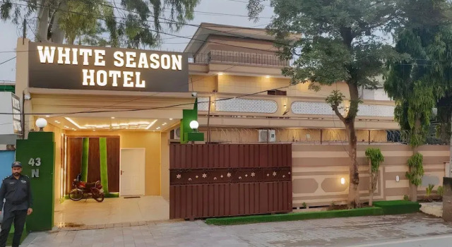 Hotel white season Gulberg, Prenota Hotel Gulberg Lahore