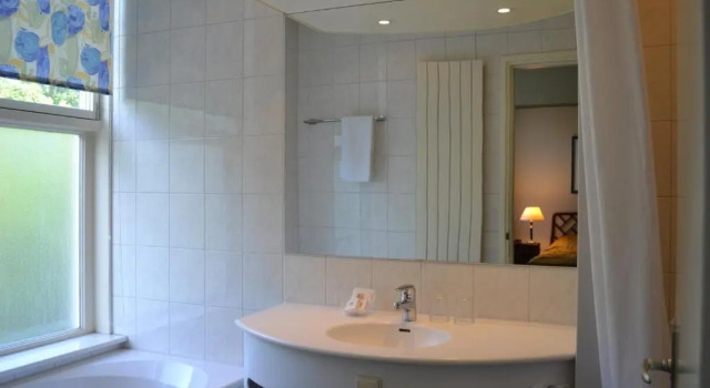 Полулюкс Landgoed Hotel & Restaurant Carelshaven