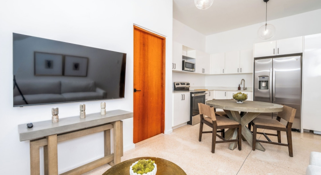 Апартаменты Standard Ashford Apartments