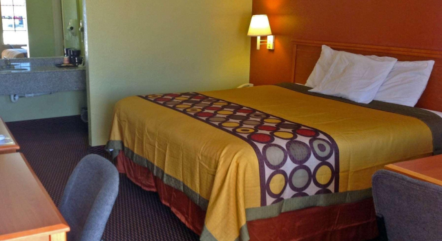 Americas Best Value Inn Pryor, Buchen Sie Gasthaus Motels in Pryor, Motel